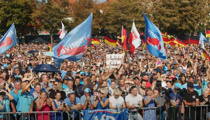 AfD weiterhin stärkste Kraft in der Wählergunst