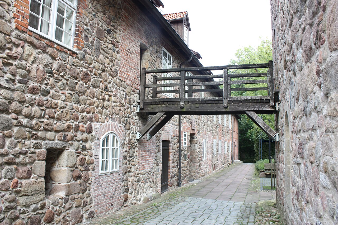 Schon wieder Gruppenvergewaltigung in Jugendzentrum