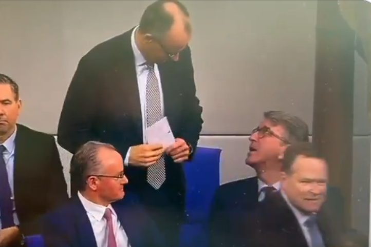  Klarer Verstoß von Weimer gegen das Ministergesetz